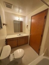 462 W 11th Alley in Eugene, OR - Building Photo - Building Photo