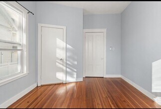 100 Medford St in Malden, MA - Building Photo - Building Photo