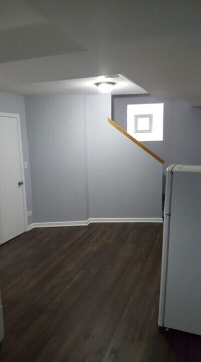 561 W 18th St in Chicago, IL - Building Photo