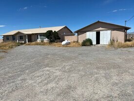 7154 N 3000 W in Delta, UT - Building Photo