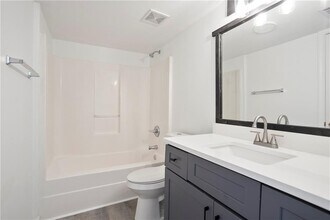 6714 Lakewood Dr in Douglasville, GA - Building Photo - Building Photo