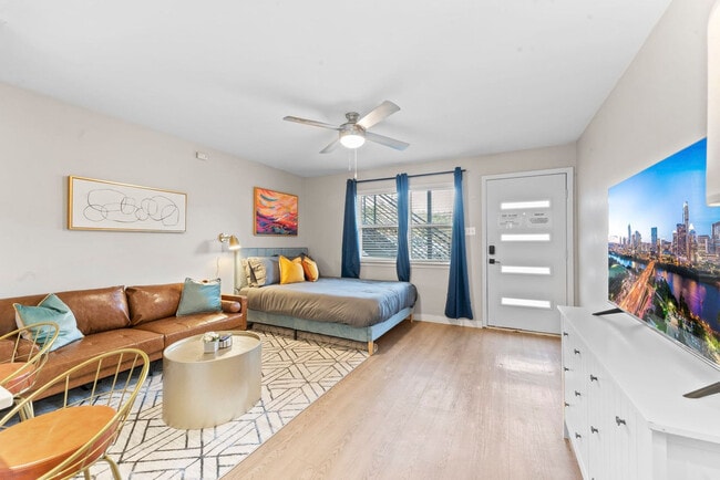 property at 6815 Great Northern Blvd