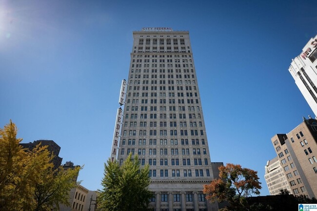 2024 2nd Ave N in Birmingham, AL - Building Photo - Building Photo