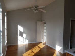 340 Dora Drawdy Way, Unit 340 in Mount Dora, FL - Building Photo - Building Photo