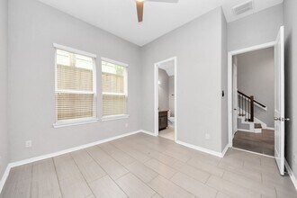 2219 Bellefontaine in Houston, TX - Building Photo - Building Photo