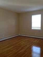 71 Oxford Ave-Unit -4 in Cambridge, MA - Building Photo - Building Photo