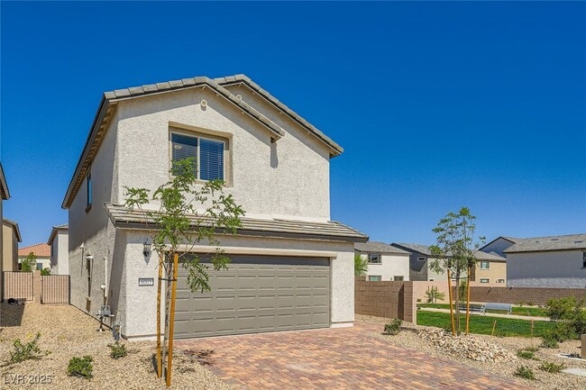 6005 Swift Lariat St in Las Vegas, NV - Building Photo - Building Photo