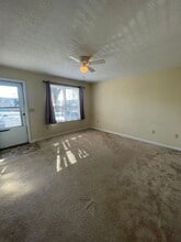 134 Holly Hill St in Broadway, VA - Building Photo - Building Photo
