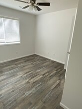 3239 SW Clare Ave in Topeka, KS - Foto de edificio - Building Photo