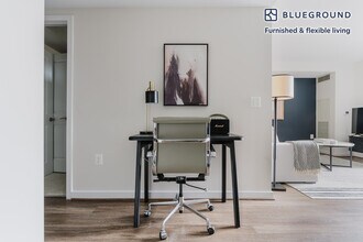 3444 Fairfax Dr in Arlington, VA - Building Photo - Building Photo