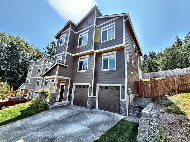 9031 Triumph Ave NE in Bremerton, WA - Building Photo - Building Photo