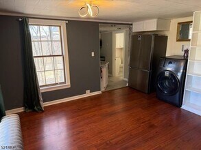 270 Espanong Rd, Unit 2 in Jefferson, NJ - Building Photo - Building Photo