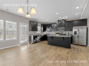 2804 Pointe View Dr in Mars, PA - Building Photo - Building Photo