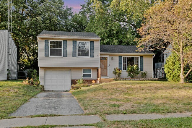 property at 4638 Vallejo Dr