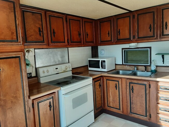 4010 W Madison St in Sheridan, IN - Building Photo - Building Photo