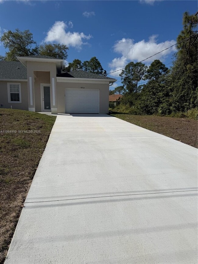 property at 4719 28th St SW