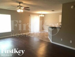 455 Calhoun St in La Belle, FL - Foto de edificio - Building Photo