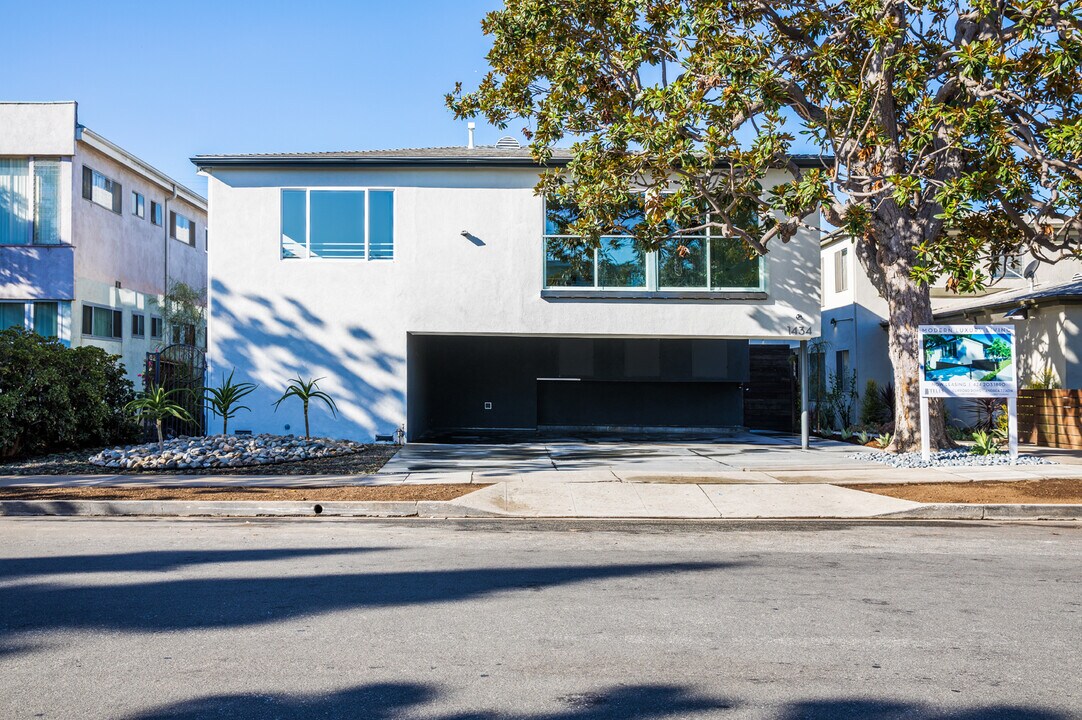 1434 10th St in Santa Monica, CA - Building Photo
