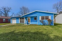 5751 Belneath St in Houston, TX - Building Photo - Building Photo