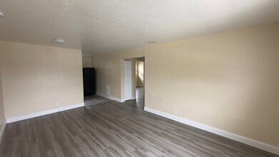 1244 W 36th St in West Palm Beach, FL - Building Photo - Building Photo