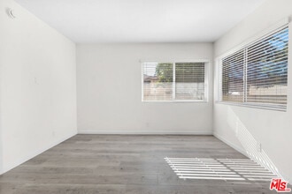 7228 Allott Ave in Los Angeles, CA - Building Photo - Building Photo