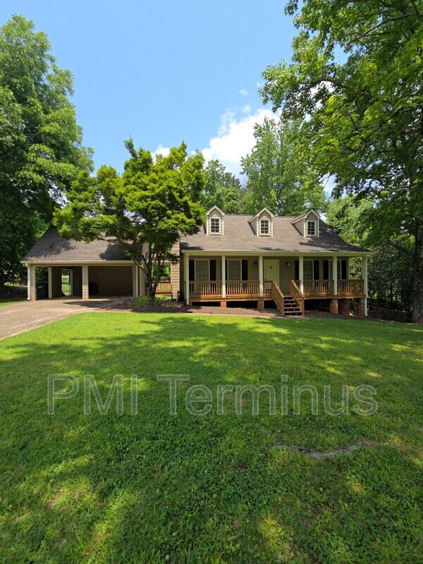 property at 4500 Pine Hill Terrace NE