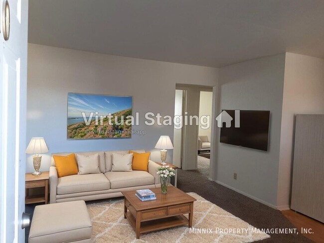 property at 711 S Austin Ave