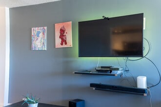 2225 Buchtel Blvd, Unit 907 in Denver, CO - Building Photo - Building Photo