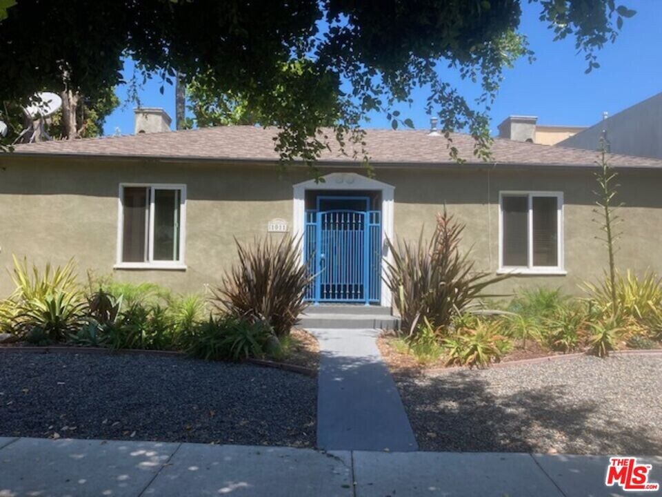 1011 Pearl St in Santa Monica, CA - Building Photo