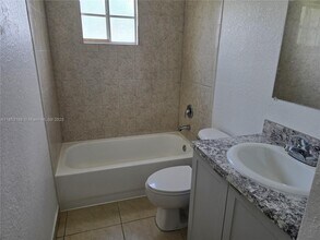 1331 NW 9th Ct in Florida City, FL - Building Photo - Building Photo