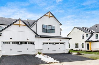 5494 Dutch Ln in Powell, OH - Building Photo - Building Photo