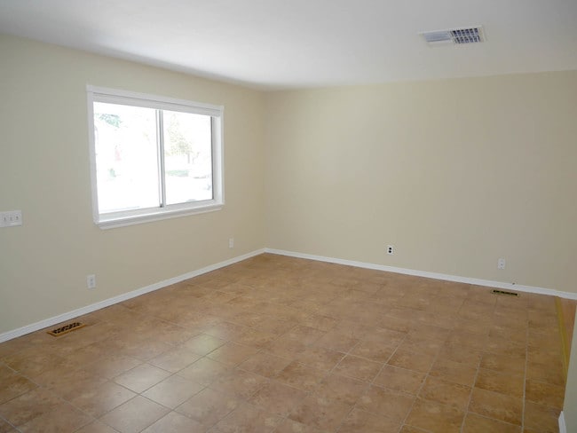 12900 E Arkansas Dr in Aurora, CO - Building Photo - Building Photo