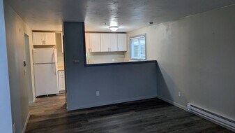 1492 Main St in Buckley, WA - Building Photo