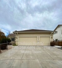 7326 La Costa St in Sparks, NV - Building Photo - Building Photo