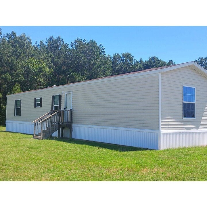 1520 Thomas Dr in Darlington, SC - Building Photo