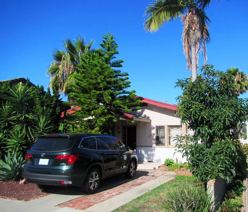 3966-3972 Louisiana St in San Diego, CA - Building Photo