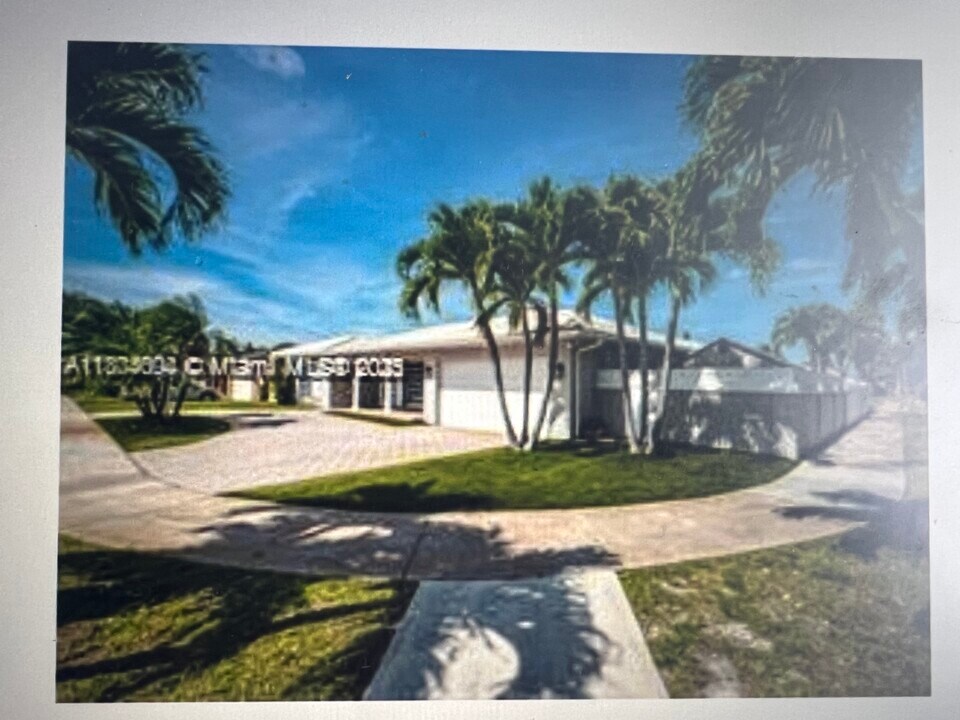 3740 N 53rd Ave in Hollywood, FL - Building Photo