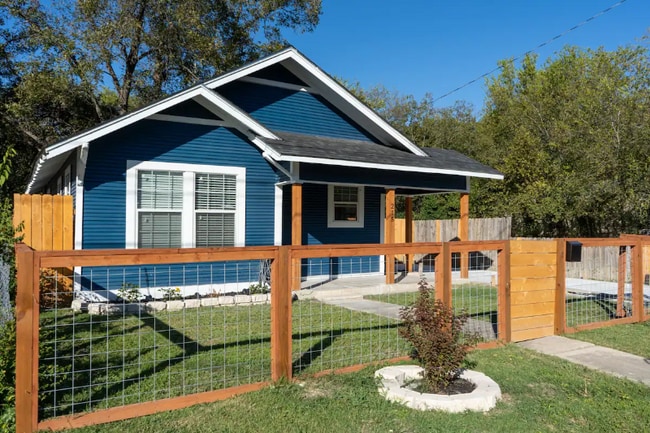 property at 215 Blue Bonnet St