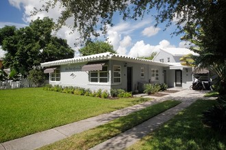 741 NE 16th Ave in Fort Lauderdale, FL - Building Photo - Building Photo