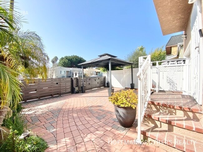 4162 Alla Rd in Los Angeles, CA - Building Photo - Building Photo