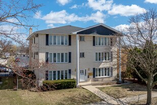 1249 Homestead Rd in La Grange Park, IL - Building Photo