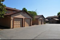 Building Photo - Windsor Court Apartments in Redding, California