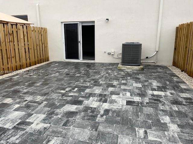 2383 NW 122nd Ter in Miami, FL - Building Photo - Building Photo