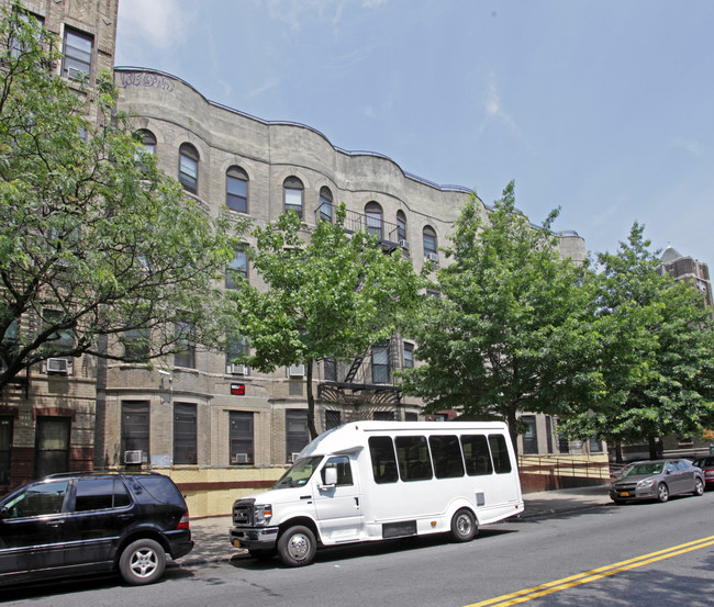 Sunset Park Apartments in Brooklyn, NY - Building Photo - Building Photo