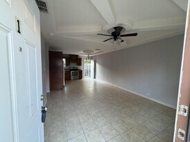1416 Leann Rimes Rd in Edinburg, TX - Building Photo