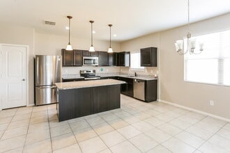 6873 S Blue Hills Dr in Buckeye, AZ - Building Photo - Building Photo