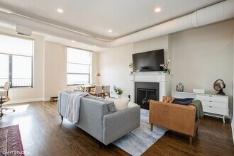 910 S Michigan Ave in Chicago, IL - Building Photo - Building Photo