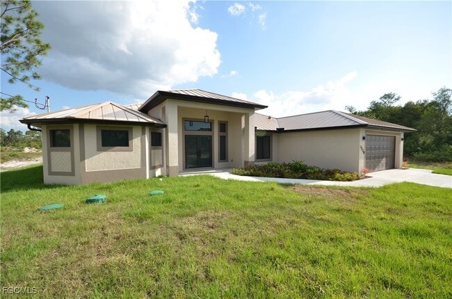 1234 Bermar St in Ft. Myers, FL - Building Photo - Building Photo