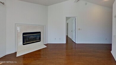 4525 Shaky Leaf Ln N in Jacksonville, FL - Building Photo - Building Photo