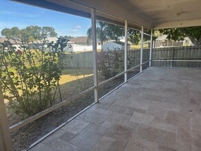 1751 SW Southworth Ter in Port St. Lucie, FL - Building Photo - Building Photo